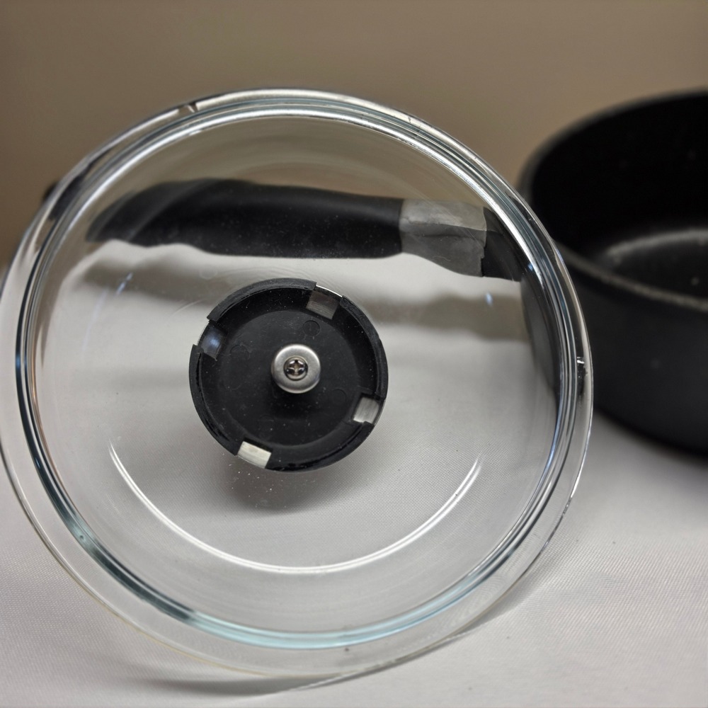 BergHOFF Saucepan Small Black Good Non-Stick with Glass Lid Induction Base